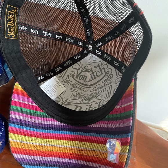 Von Dutch trucker hat
